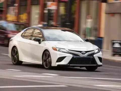 对比 | 凯美瑞八代还是等雅阁十代? 选择困难症的终极答案