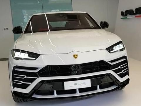 兰博基尼Urus到店实拍！还有6天上市，土豪们坐不住了