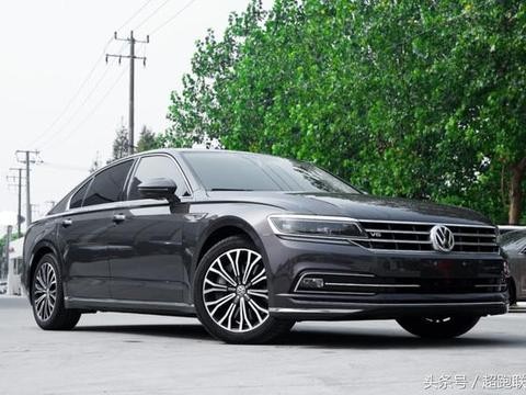 大众旗下居然也有卖不动的轿车，这款高端车为何降6万都无人问津