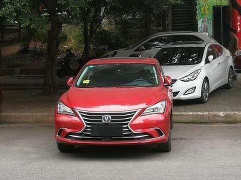 2018款长安逸动下线, 7万售价, 吉利帝豪怕了吗?