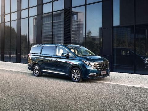 加价买埃尔法还是别克GL8 ，这款GM8顶配不到26万