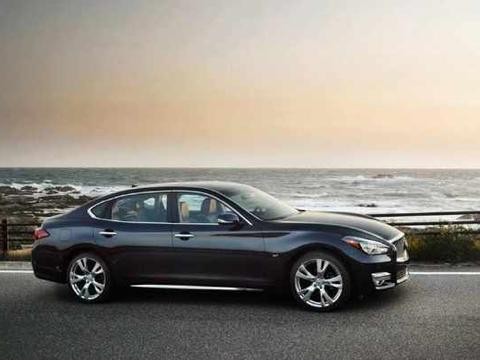 车长超5米1还是V6加后驱？这台30多万的进口豪车比A6更有牌面