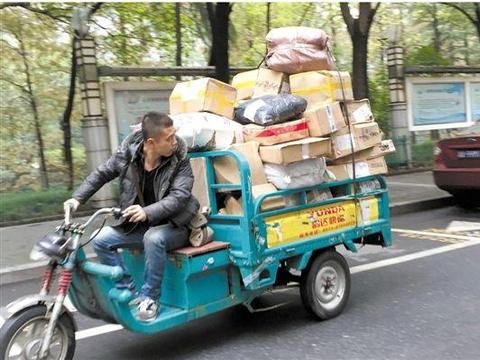 一辆电三轮居然喊价十二万！这样的车能有市场吗！