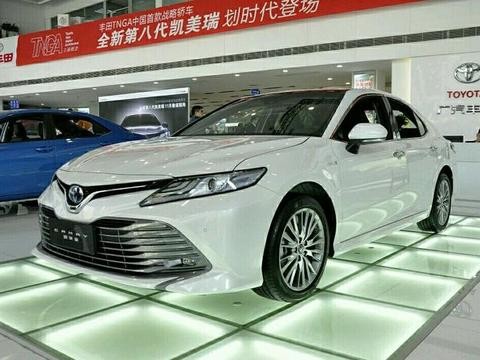 全系自吸，起价17万，全新凯美瑞照样月销破万