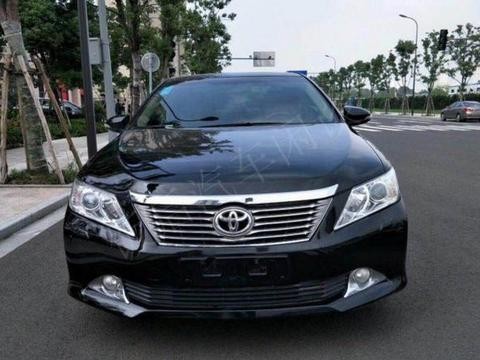 贵州小伙花12万买2012款丰田凯美瑞，13万买新朗逸的朋友“笑了”