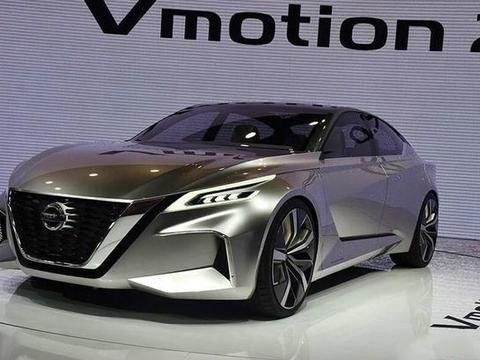 全新日产天籁终于发飙，车内一整块大屏，赛车方向盘，大众傻眼了