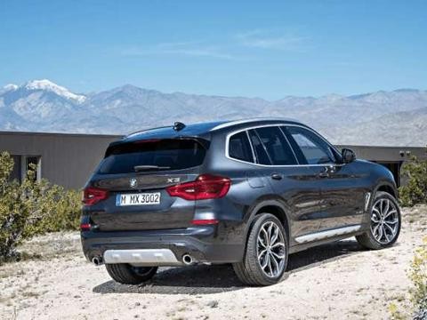 18款全新宝马X3疑似38万起售!3.0L配四驱 4.7米车身吊打奔驰GLC