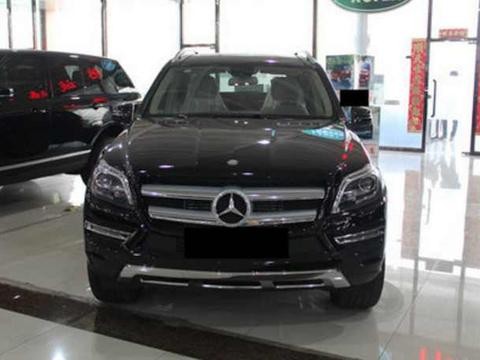 姑姑送我一辆豪车，我高兴的蹦了起来，老婆开一个星期后想还给她