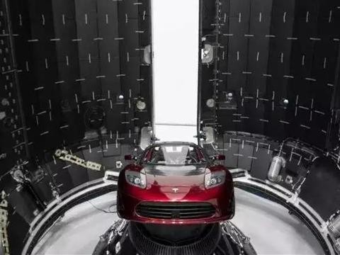 这辆车真的要飞上天了，还要围绕火星飞10亿年！