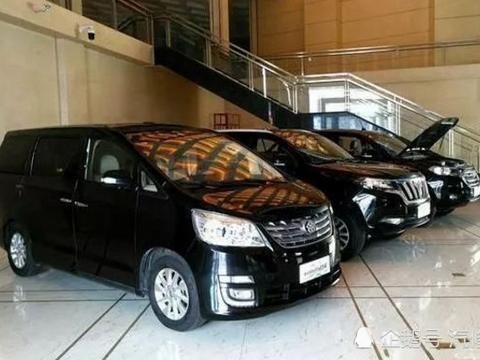 王健林砸5亿给董明珠造车，比亚迪松口气，最丑车标头衔可以摘了