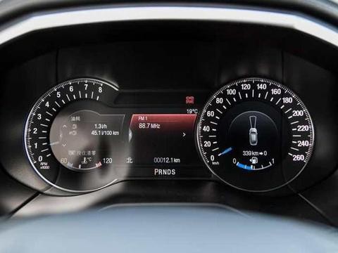 7座SUV全新标杆，去年卖出13万辆，汉兰达看到它头都大了！