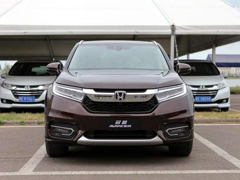 豪华SUV的中流砥柱, 比途观L大三圈, 月销万台, 比汉兰达便宜4万