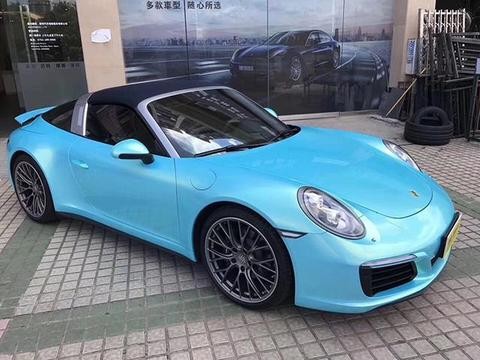 保时捷911幻彩冰雪蓝车身改色贴膜案例 冰凉清爽, 自然随心