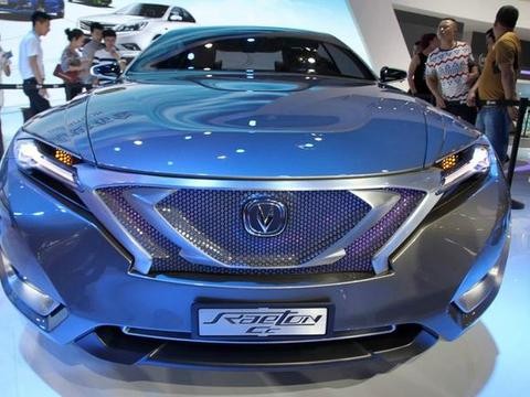 国产最美轿跑：来自“水元素”的长安睿骋CC，大众cc怎么看？