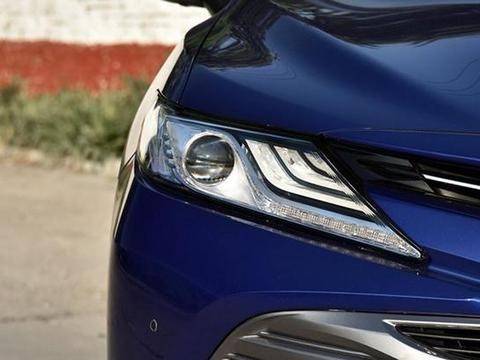 一箱油跑1200多公里，颜值内饰无可挑剔，帕萨特雅阁颤抖了