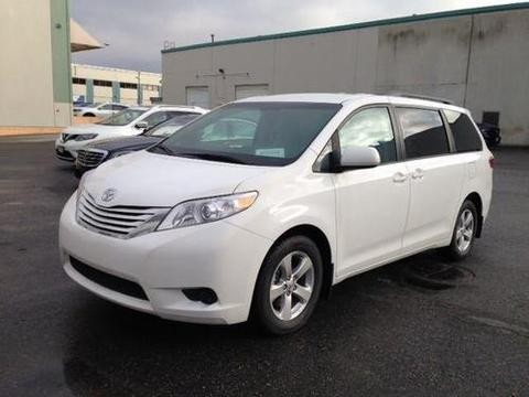 进口17款丰田塞纳宽趟空间心灵释放的好地方今天最新报价