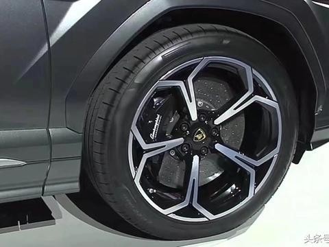 2018款兰博基尼URUS上市，全球最快SUV，为心而生，不只是超越