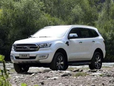 汉兰达快哭了，这车号称霸道宿敌，配四驱差速锁，仅22万起