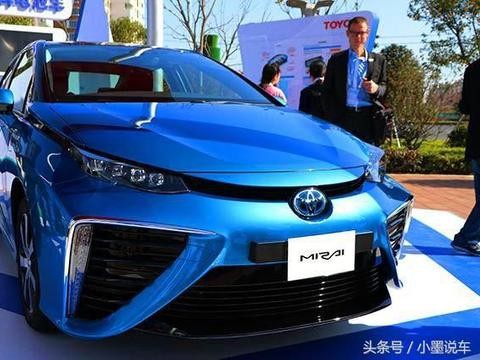 丰田氢燃料汽车现身国内，颜值帅掉渣，加氢3分钟，能跑一个省！