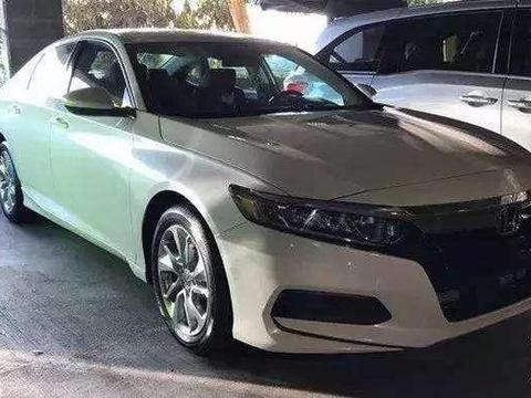 国产十代雅阁现身，外观内饰极具运动感