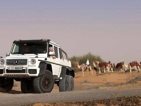 劳斯莱斯将推出6×6版本的6驱魅影，售价或将在1400万