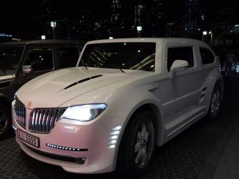 400万的宾利添越已经落伍，赶紧看看这款600万的宝马X12吧！