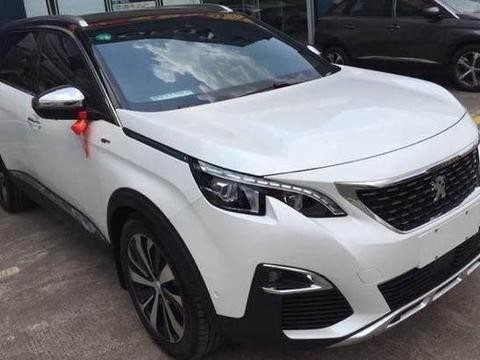 农村小伙花20万买了辆车，朋友“狮子”般的眼神显羡慕