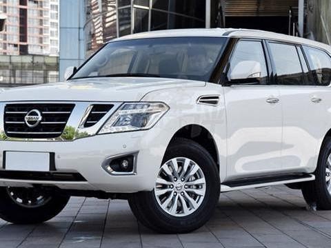 它的尺寸比兰德酷罗泽大, 售价仅和普拉多相仿, 硬派SUV最优选?