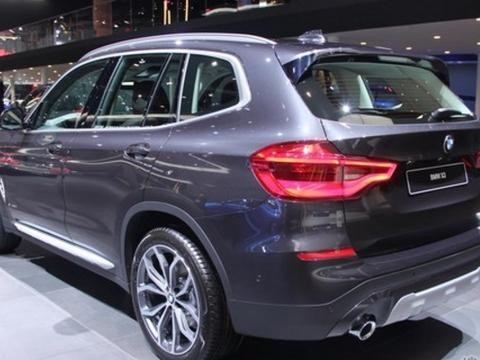 2018款宝马X3,三款发动机可选，简直太给力，宝马X5有点害怕了