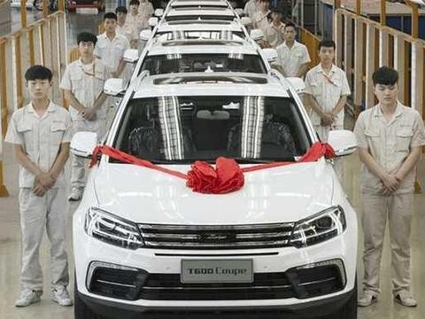 车名明明是两车门，没想这款众泰T600轿跑SUV就是给你四个门