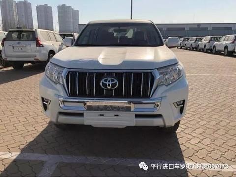 2018款丰田霸道2700扁平化设计造型更加犀利霸气最新配置一览表