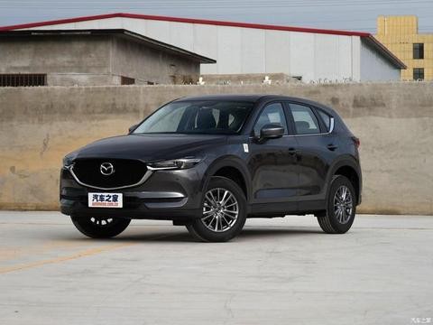 日系车都是纸老虎？马自达CX-5首撞，果断放弃提翼虎