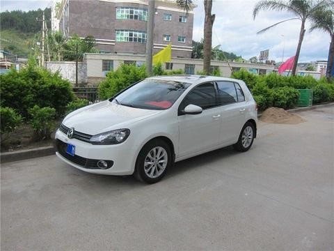 9万块买“小钢炮”为什么很多人选福克斯？而我选高尔夫