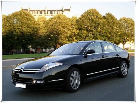 当年卖60万，为求销量降价42万，现18万起售谁还看迈腾？