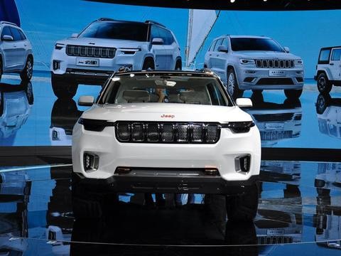 专为中国打造的Jeep，豪华6座配混动四驱，卖25万干翻汉兰达！