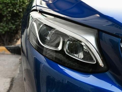 去年卖10万+辆，2.0T+9AT配全时四驱，奥迪Q5压力大！