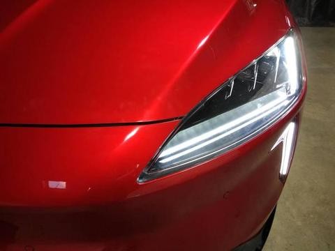 国产新能源SUV谍照曝光，神似阿斯顿马丁