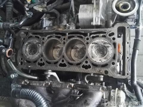拆开一个奥迪Q5的发动机