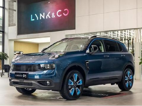 花16万，你是选领克01入门级，还是选众泰T700旗舰版？