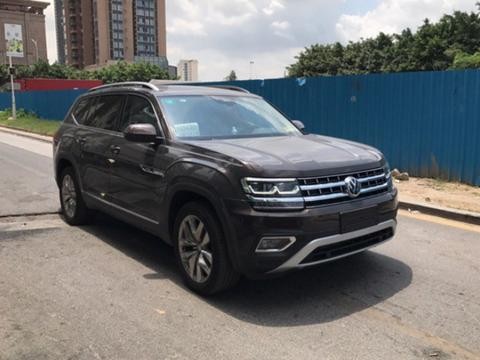 开回老家朋友都以为这车得上百万！其实跟加价买汉兰达差不多