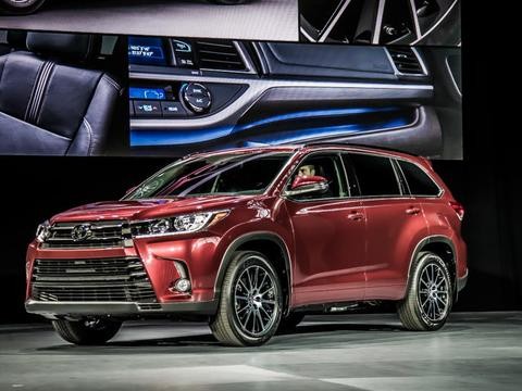 号称最强7座SUV，外观升级车长增加35mm，又要边骂边排队买！