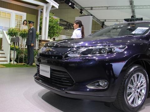 汉兰达换标版要国产, 23万比奥迪漂亮, 打开车门闻爆款的味道