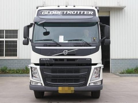 四川某物流老板花95万买辆沃尔沃FM460重卡，卡友们看见赞不绝口