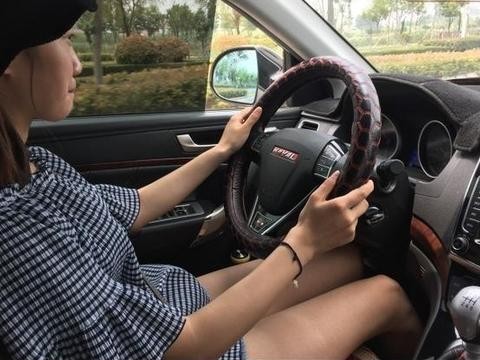 国产SUV的代表作，销量每个月都是第一，哈弗H6的优势在哪？