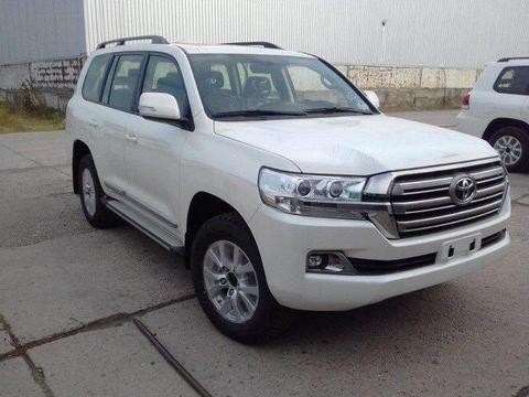 18款丰田酷路泽4000丐版.天津港现车优惠3万手续齐.全国可上牌