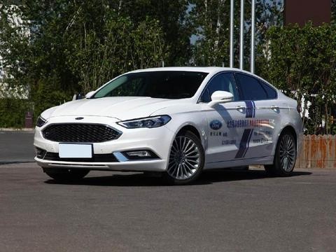 15.98万裸价的B级车，还配181马力的发动机，你还买迈腾吗？