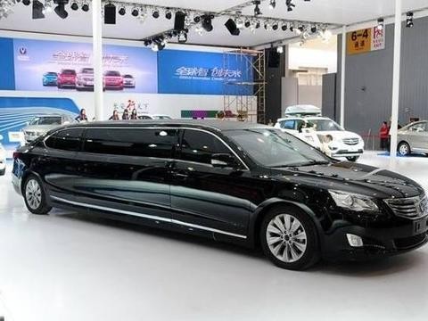 国产车怒了真可怕, 30万内饰不输迈巴赫, 9米长开上街太高调