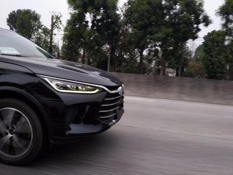 比亚迪再出原创SUV，外观帅到炸，车钥匙太赞，奥迪看了都眼红