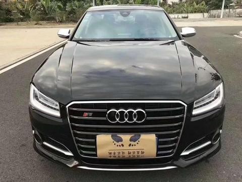 售价64万奥迪S8，碾压你的三观，高性能运动轿车