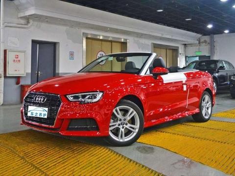 40万的撩妹帐篷车, 全系进口, 搭配红色车身成功率更高哦